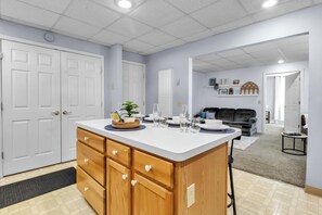 Interior - Suite Retreat: quiet comfort on walkable village lane (Akron)