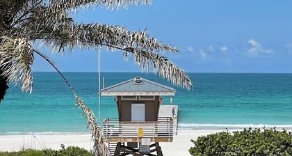 EH-near Beaches and IMG, Pool, Tennis, Pickleball