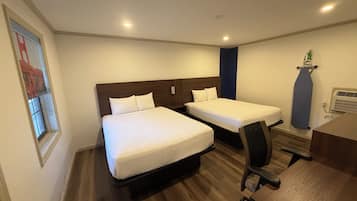 Iron/ironing board, free WiFi, bed sheets