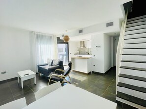 Interior - Roca Maura by Costabravaway AC /Sea view (L'estartit)