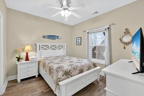 3 bedrooms, free WiFi, bed sheets - MB4803-201 | Relaxing Golf Villa w/ Pool View Near the Beach (Myrtle Beach)