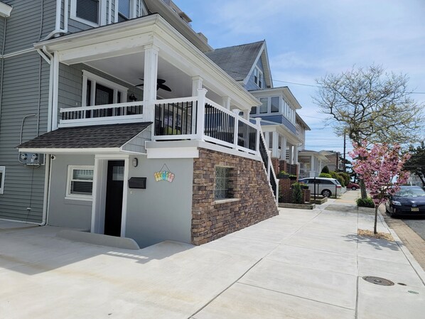 Exterior - Charming 2-bedroom apartment with AC, WiFi in peaceful Ventnor City (Ventnor City)