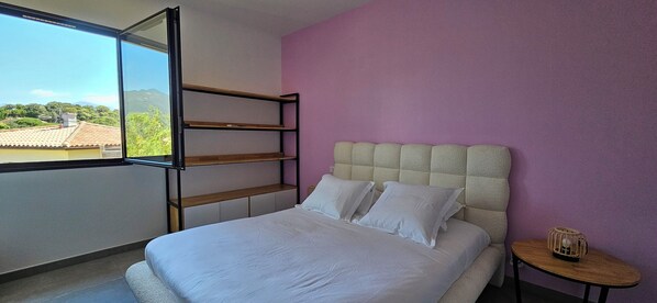 5 Schlafzimmer, Reisekinderbett, kostenloses WLAN, Bettwäsche