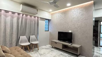 Comfort Apartment, City View | 2 bilik tidur, Wi-fi percuma