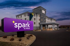 Exterior - Spark by Hilton Cincinnati Fairfield (Cincinnati)
