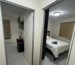 3 Schlafzimmer, Bügeleisen/Bügelbrett, Bettwäsche