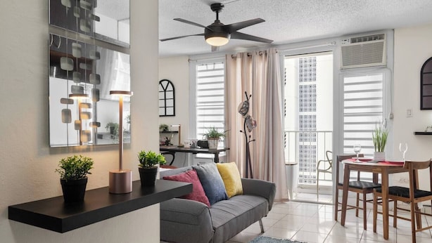 TV - Studio 3 minutes to the airport| Free Parking|Pool (Carolina)