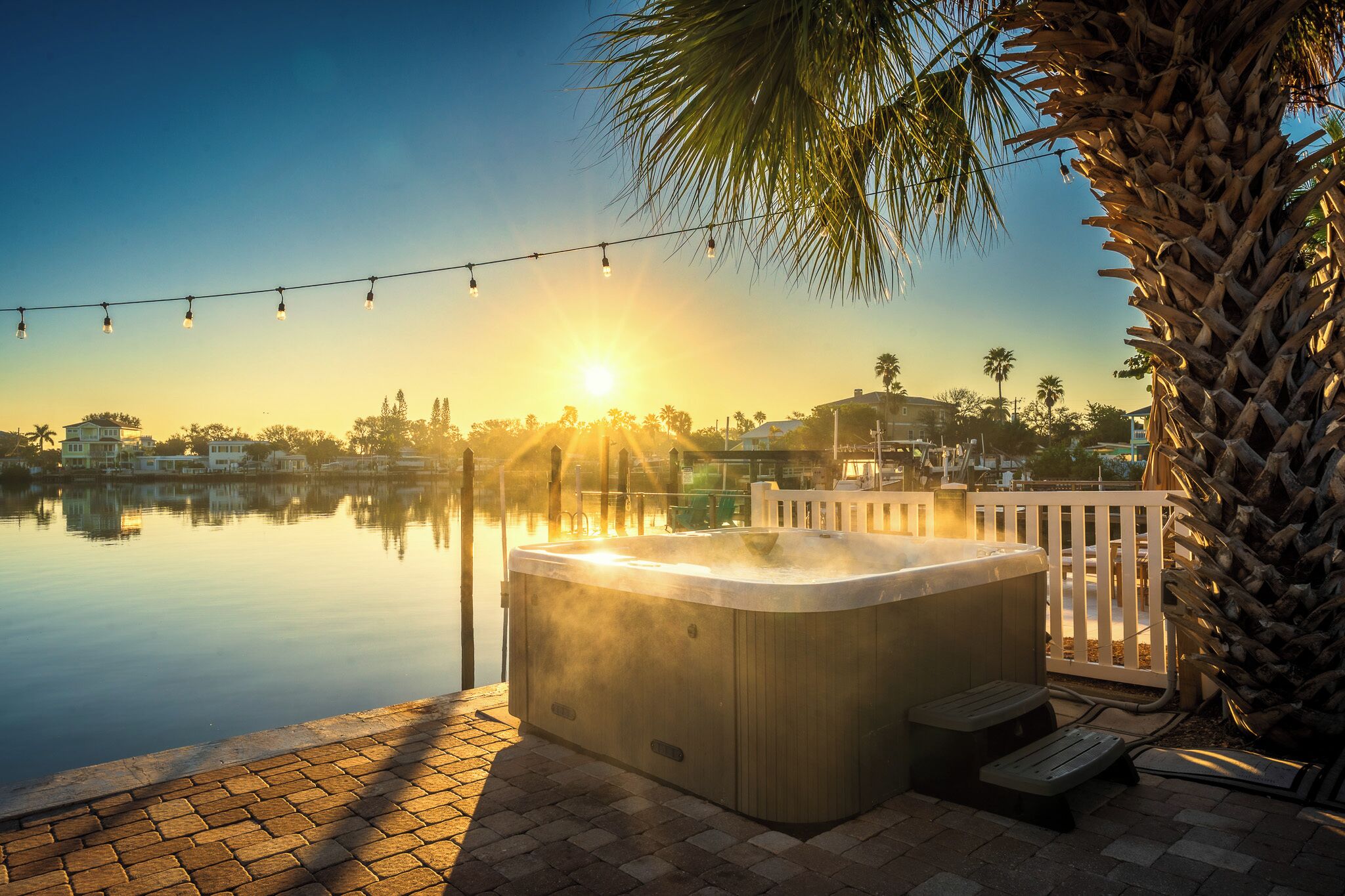 Bain à remous extérieur