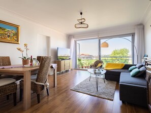 TV - Nice apartment for 4 people with WIFI, TV and balcony (Biarritz)