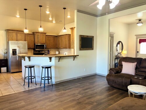 Comfortable South Edmond Home - 4bed 2bath