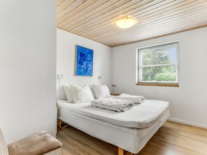 4 bedrooms, internet