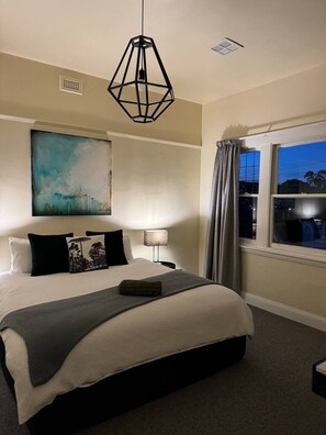 2 bedrooms, bed sheets