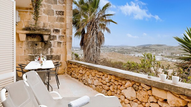 Outdoor dining - Sea & Valley Views Żebbuġ Gozo, Żebbuġ Gozo, Malta (Żebbuġ Gozo)