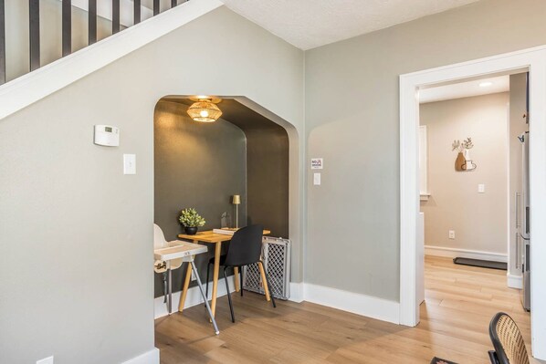 Unclassified image, 1 of 22, button