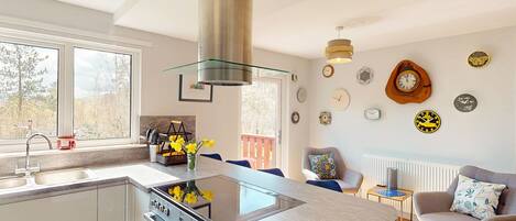 Refrigerador, microondas, horno, lavavajillas