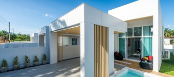 The Garnet Light Pool Villa Aonang Krabi ,Cozy 3BR Pool Villa, 5 mins to beach