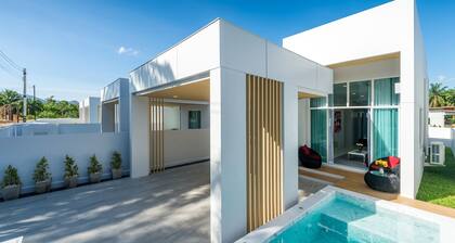 The Garnet Light Pool Villa Aonang Krabi ,Cozy 3BR Pool Villa, 5 mins to beach