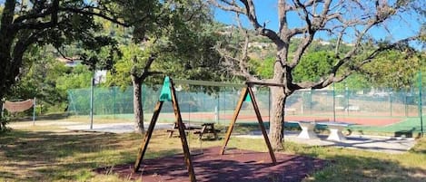 Sportplatz