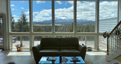 Pikes Peak Paradise Bed and Breakfast