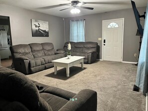 スマートテレビ、DVD プレーヤー