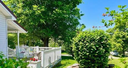 3 Bedroom Home walking distance from Main St.