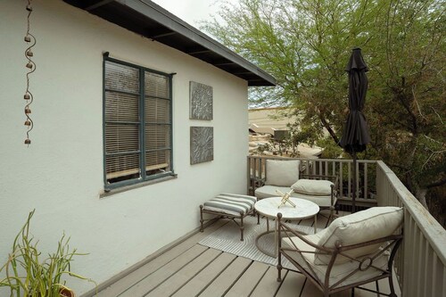 Western Nook – Second-Floor of The Sonora House