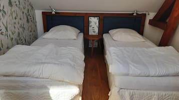 Comfort Double or Twin Room, Garden View | Desk, laptop workspace, free WiFi