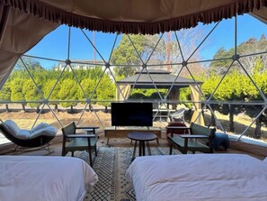 1 bedroom, desk, free WiFi, bed sheets