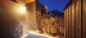 Yamanomidori C Sansui  Private Villa  Hot spring / Yufu Ōita