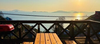Entire log house for rent in Oshima District Su / Oshima-gun Yamaguchi