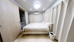 1 室のベッドルーム、WiFi (無料)、ベッドシーツ