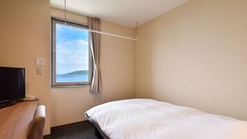 WiFi (無料)、ベッドシーツ