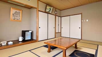 Quadruple Room, Non Smoking, Ocean View (Japanese style, Main Building) | Free WiFi, bed sheets