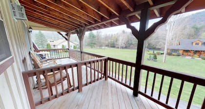 Cozy lodge near PA Grand Canyon & Cherry Springs fitness room, AC, WiFi