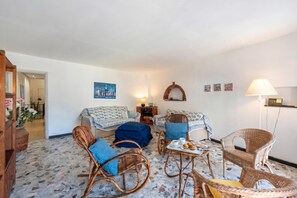 สแตนดาร์ดอพาร์ทเมนท์, 2 ห้องนอน, ระเบียง (Charming Flat In Vernazza) | บริเวณนั่งเล่น