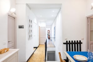 Standard apartman, 2 hálószobával, terasz (Charming Apartment with Balcony In) | Étkezési lehetőség