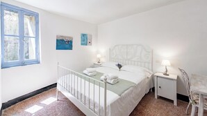 Unclassified image, 5 of 36, button - Charming Apartment With Balcony In Vernazza (Vernazza)