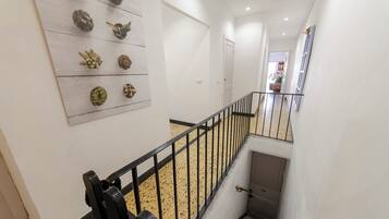 Standard Apartment, 2 Bedrooms, Terrace (Charming Flat In Vernazza) | Interior