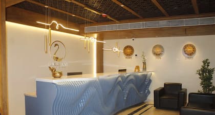 Luxus Inn Hotel