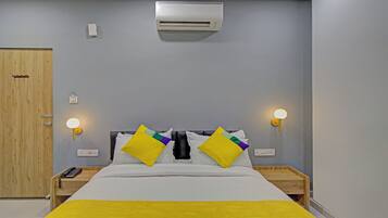 Executive Room | Desk