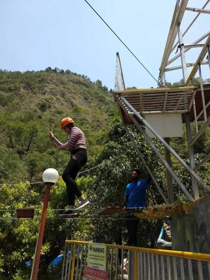 Sports facility - Kempty Lake Adventure Resort (Dhanaulti)