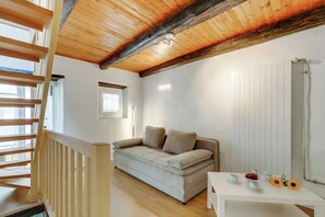 Chalet familiar, varias habitaciones (Ca dal 1785 Centovalli) | Área de sala de estar