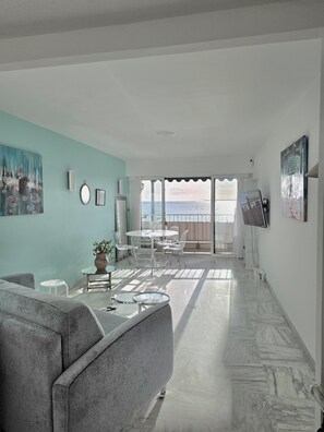 Interior - Paradou on the beach amazing view 3 beds (Antibes)