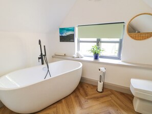 Shower - Corradillar Quay Cottage (Enniskillen)