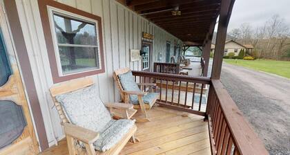 Rough Cut Lodge - Suite 5