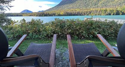 Silver Salmon Cabin - Modern Vacation Home at Eagle Landing Resort