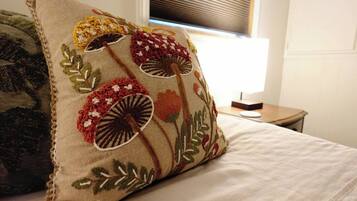 2 多间卧室、熨斗/熨衣板、WiFi、床单