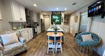 Cabana Banana Cottage