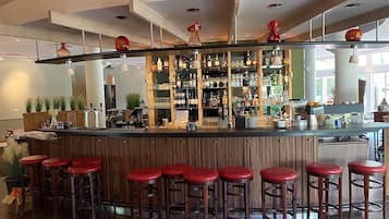 酒吧(店内)