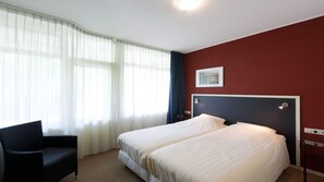 4 bedrooms, free WiFi, bed sheets